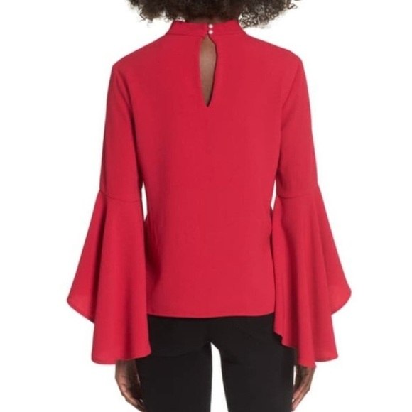 NWT New WAYF Ryan Medium Fuchsia Pink Choker Bell Statement Sleeve V-Neck Top - Picture 2 of 8